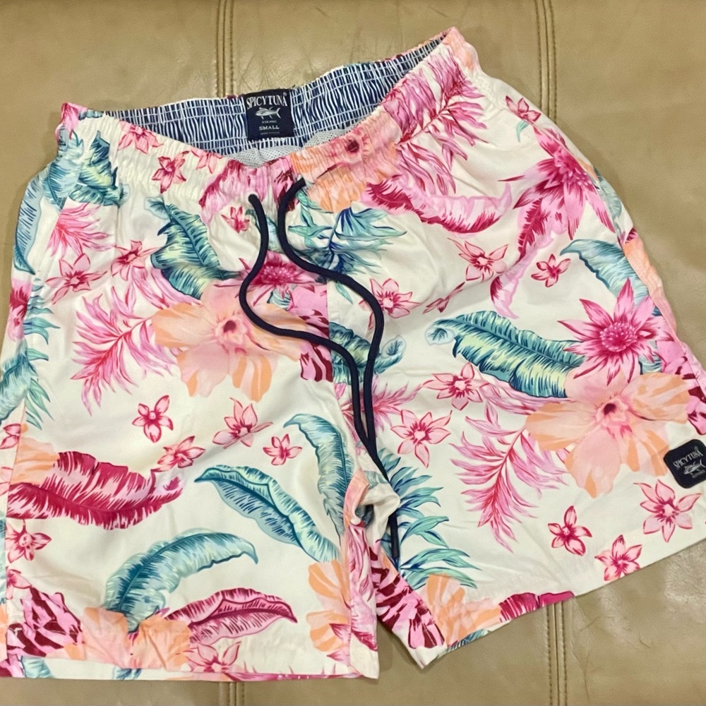 Spectra USA Men's Floral Swim Shorts - Multicolor